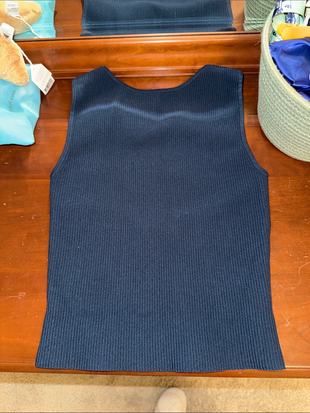 Aritzia Sculpt Knit Shirt